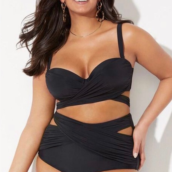 SUPER SEXY GABI FRESH BIKINI - Picture 3 of 12